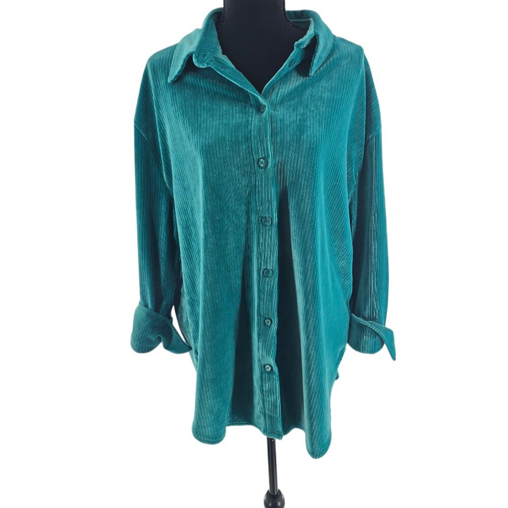hunter & brown Women’s Oversized Corduroy Button Front Shirt Large Soft Green